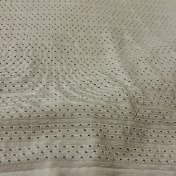 Lululemon Swiftly Breathe White Short Sleeve - Picture 4 of 16